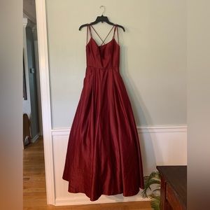 Size: five. Brand:Blondie nites. Color: Wine